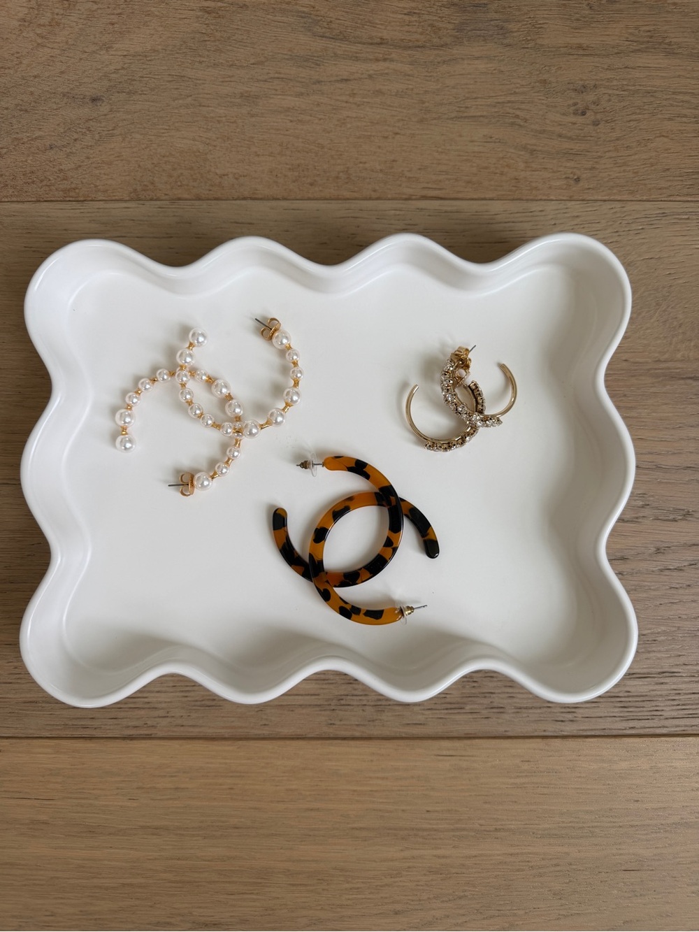 Mixed Hoop Earring Set — Pearl, Gold & Tortoiseshell
